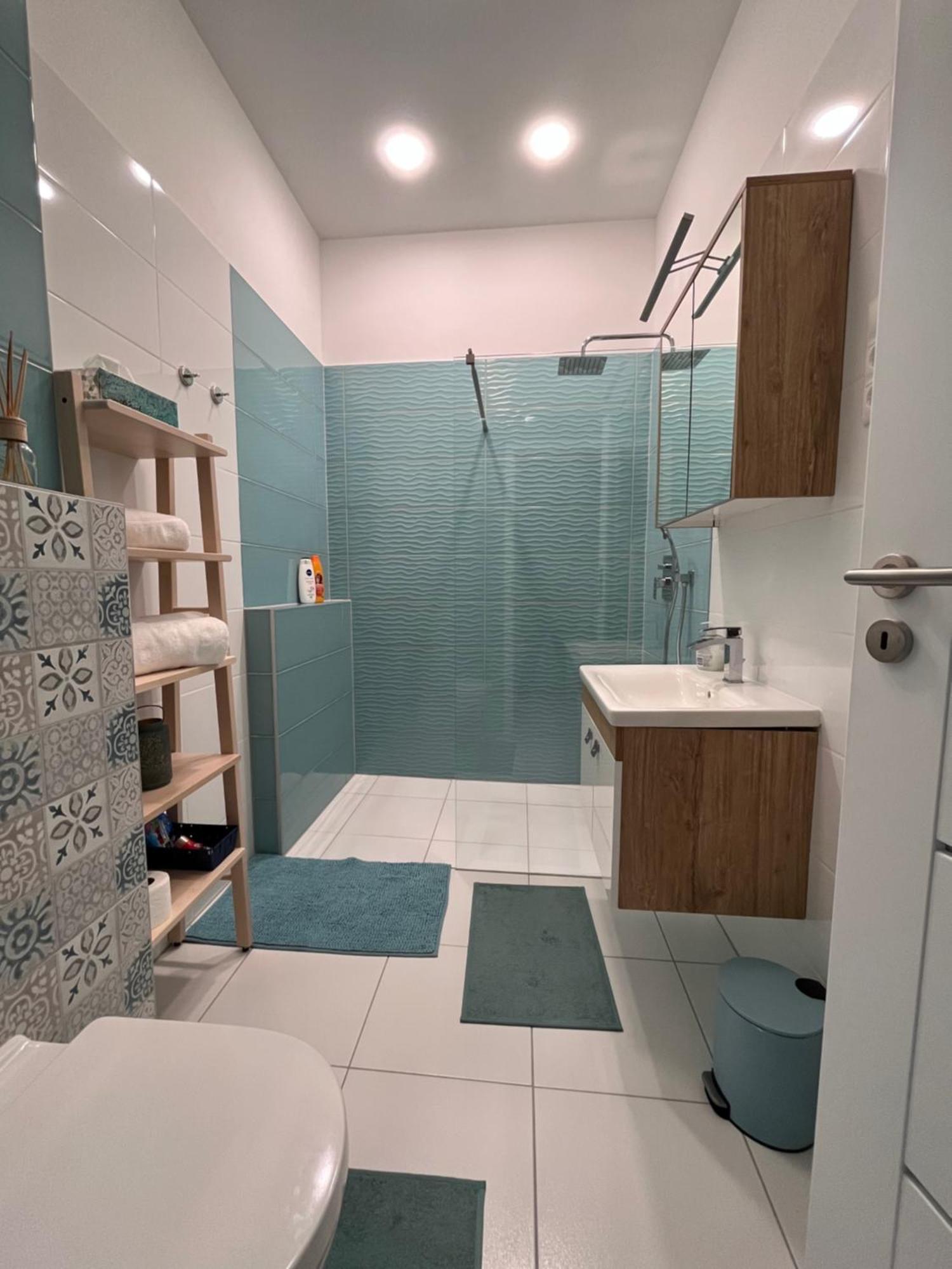 One Step Apartman - City Center Szombathely Exterior photo