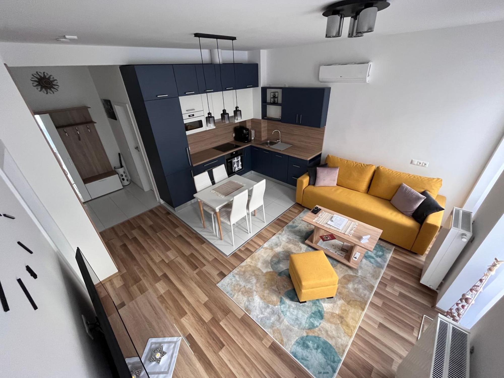 One Step Apartman - City Center Szombathely Exterior photo